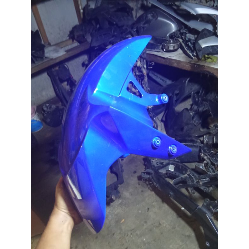 sepakbor depan ori R15 V3