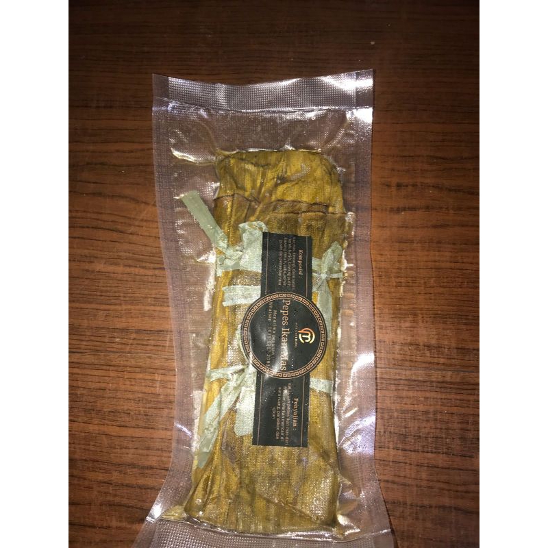 

Pepes Ikan Mas frozen makanan siap saji tinggal angetin aja
