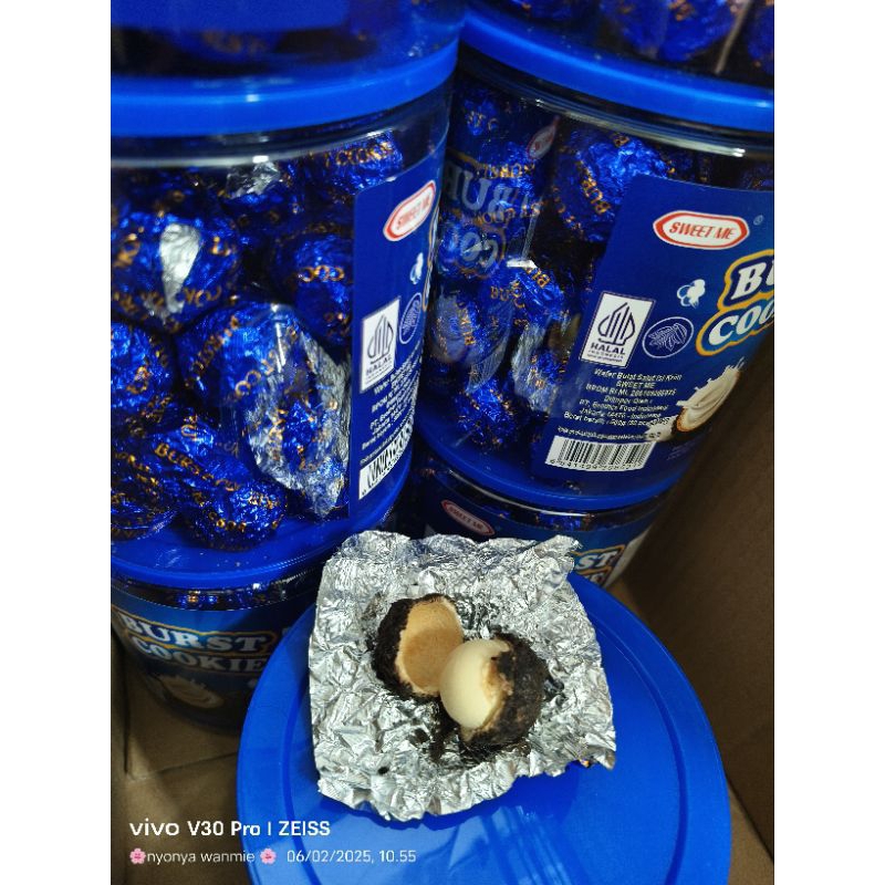 

cemilan enak minicoklat ball 500g