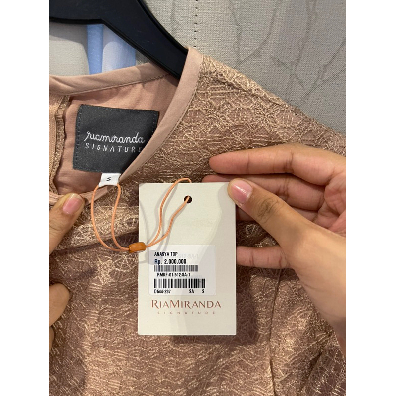 Riamiranda Signature Anasya Top Size S - 100% ORIGINAL