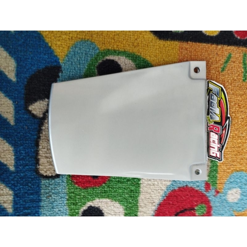 Pet Stop /Sambungan Body  Belakang Vega Lama Warna Silver