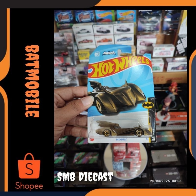 HOT WHEELS BATMOBILE GOLD