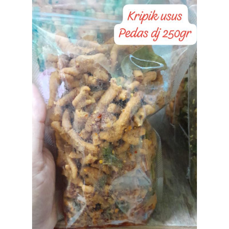 

250gr Kripik Usus/Kripsus ori dan pedas dj