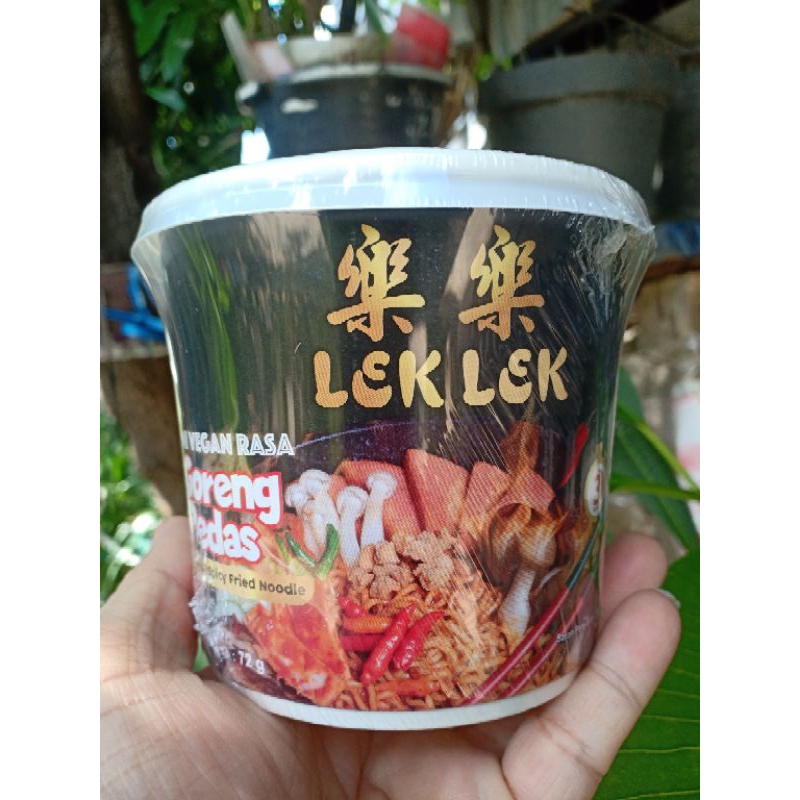 

Lek Lek Mie Vegan Rasa Goreng Pedas Mi Cup Rasa Goreng Pedas
