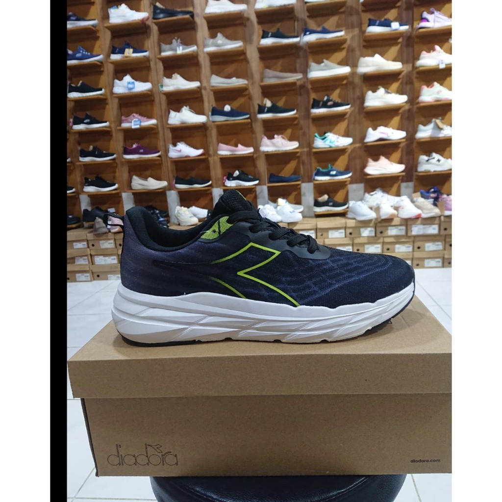 DIADORA MAMANTE BLACK/GREY MEN