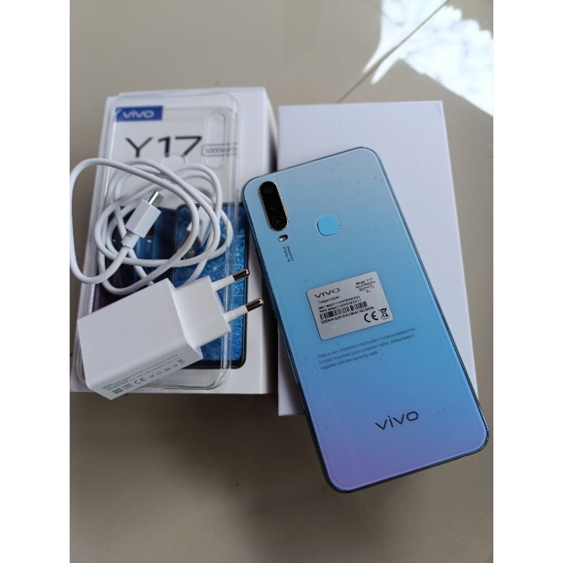 Vivo y17 ram 8/256 gb