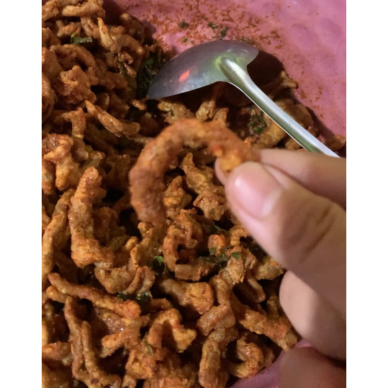 

usus krispi pedas daun jeruk