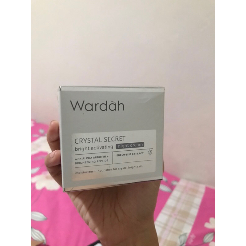 Wardah crystal secret day cream