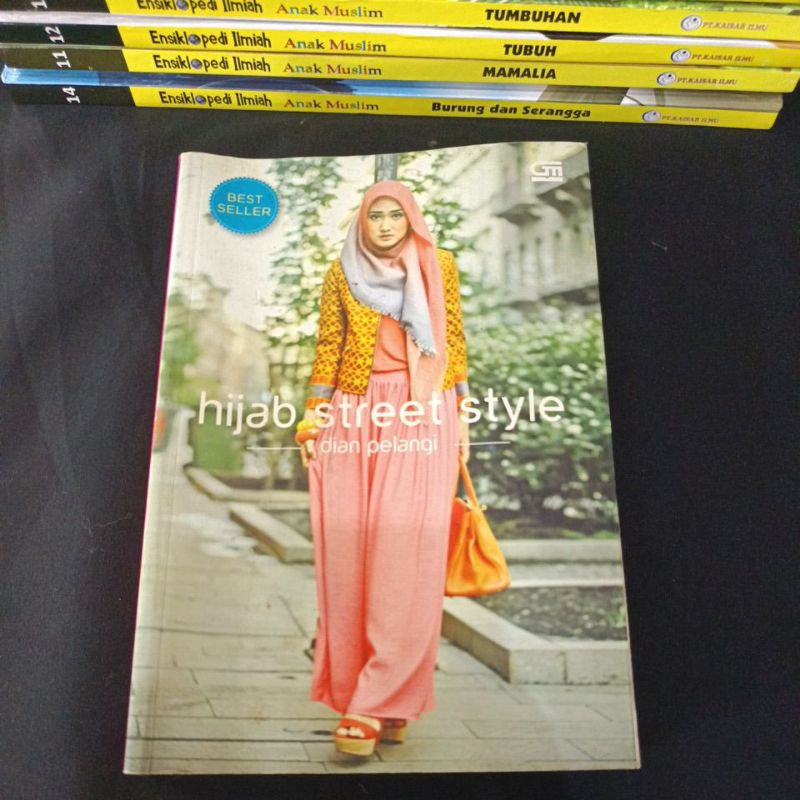 buku original hijab street style by dian pelangi