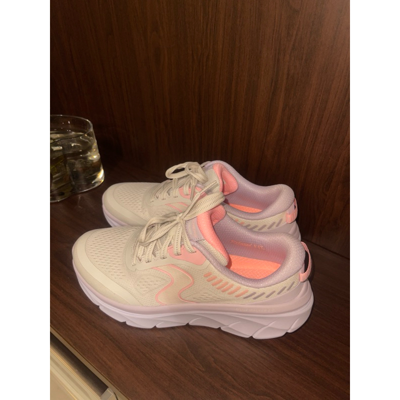 SKECHERS D’Lux Walker WOMEN