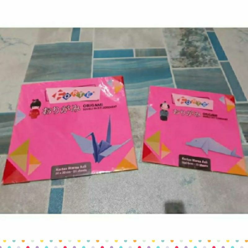 

Kertas Origami ukuran 20x20 dan 16x16 isi 25 lembar