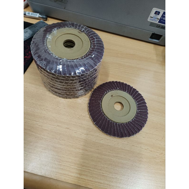 Amplas susun SKN / Flexible flap disc grit 320