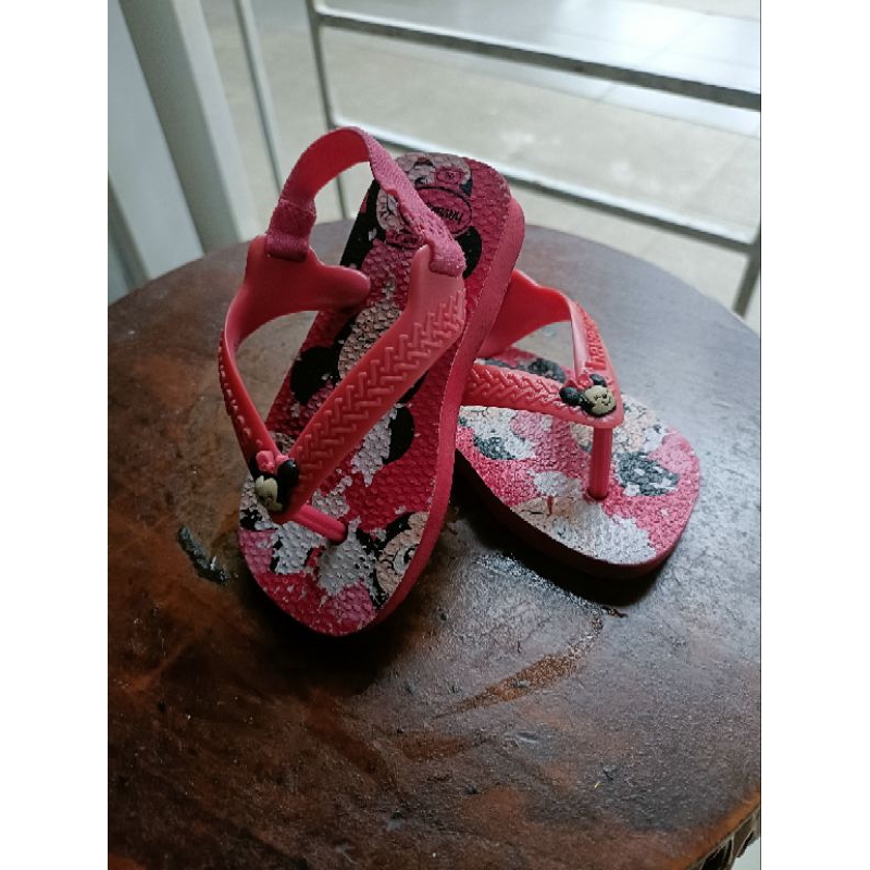 Preloved Havaianas baby size 20