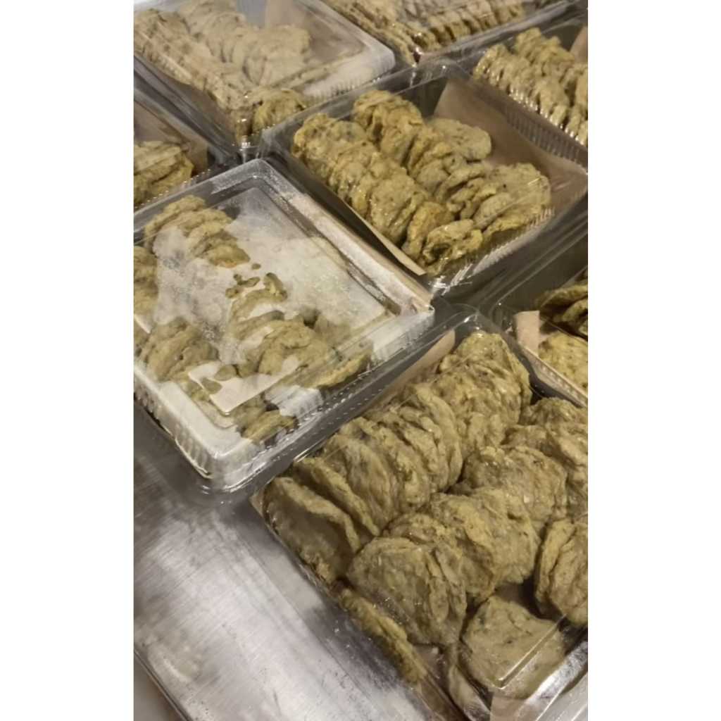 

Pempek-Pempek Asli Palembang,pempek-pempek kulit isi 10 pcs