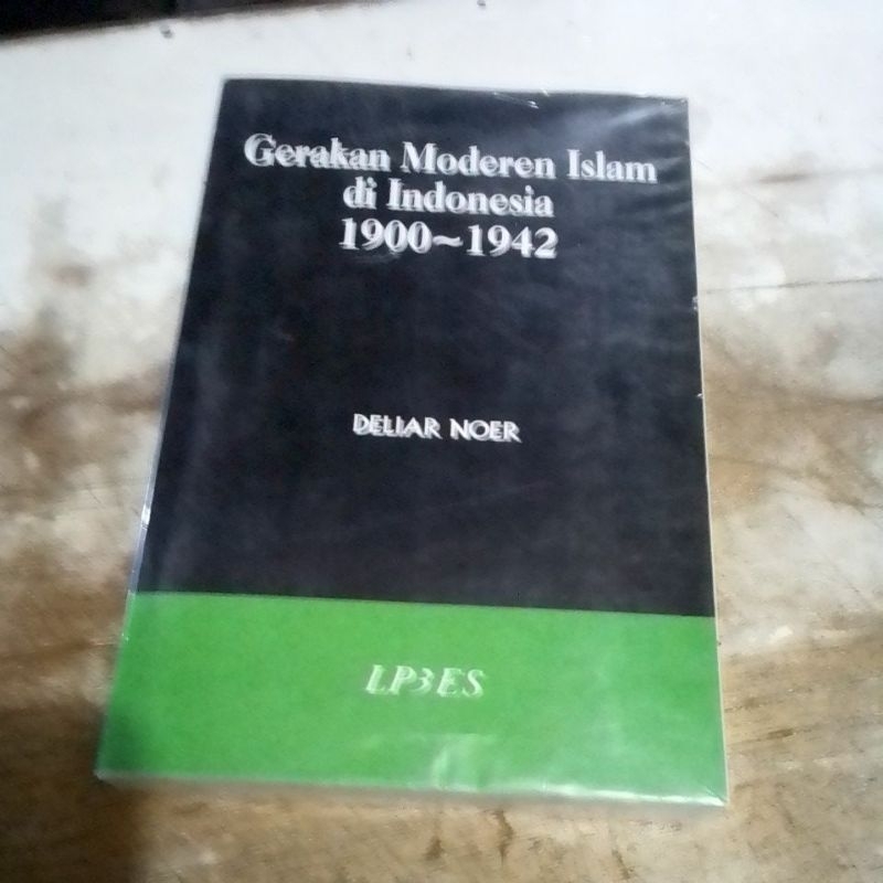 Gerakan Modern Islam Di Indonesia 1900-1942