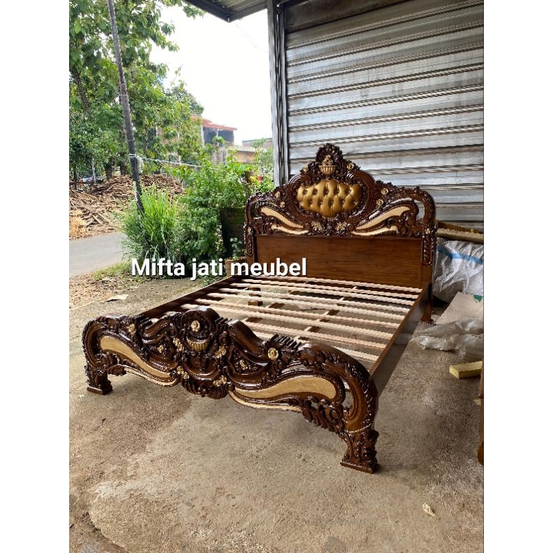 TEMPAT TIDUR UKIRAN/TEMPAT TIDUR MEWAH/TEMPAT TIDUR