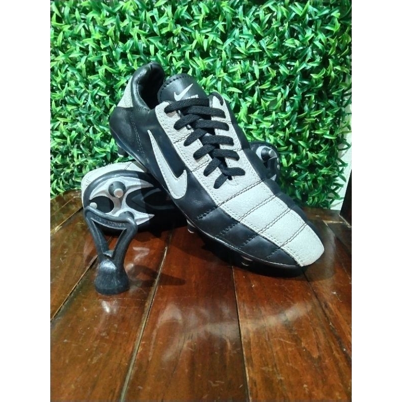 sepatu bola tali mrg pul 6 besi full kuli asli