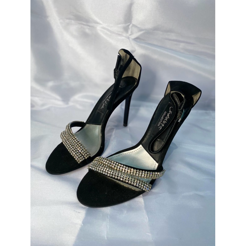 PRELOVED HEELS CHARLES & KEITH