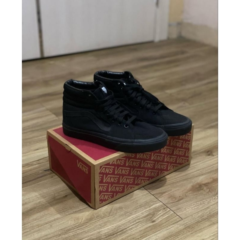Sepatu Pria dan Wanita SK 8 High Full Black