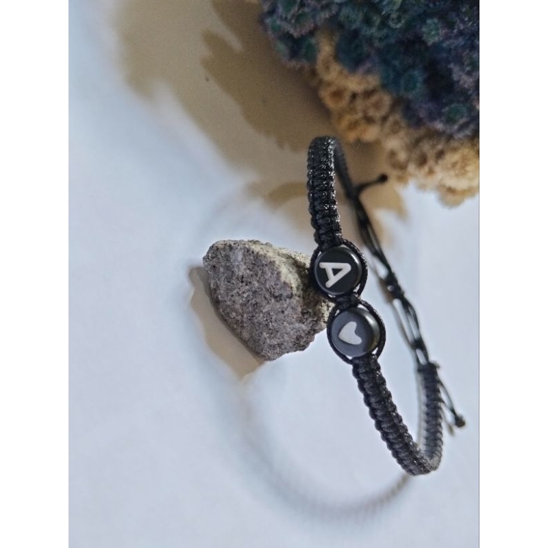 Gelang Anyam / Gelang Persahabatan/ Gelang Inisial/ Gelang Hitam / Gelang Couple