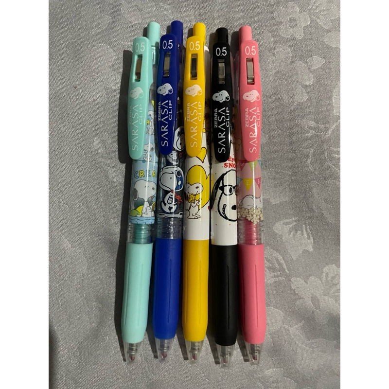 

Pulpen Bolpen Gel Zebra Sarasa Snoopy Peanuts 0.5 Made in Japan