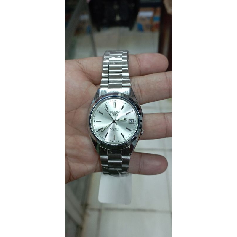 jam tangan Seiko 5 stainless steel automatic classic vintage