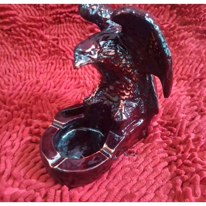 asbak karakter burung elang resin
