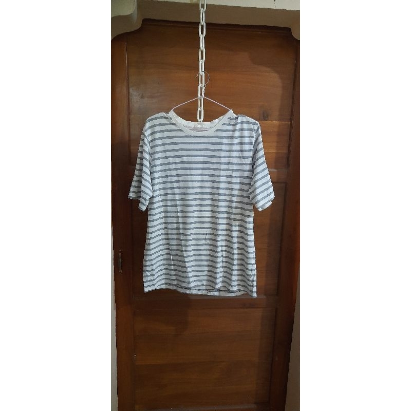 Kaos Salur GU (Grand Uniqlo)