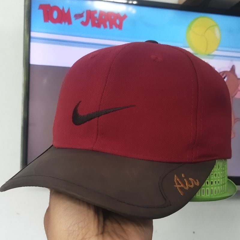 Topi Second Nike Vintage