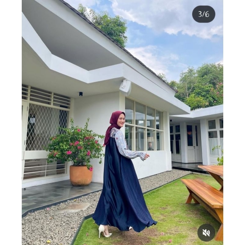 Akira Dress Heart Troops Navy Preloved Sekali Pakai
