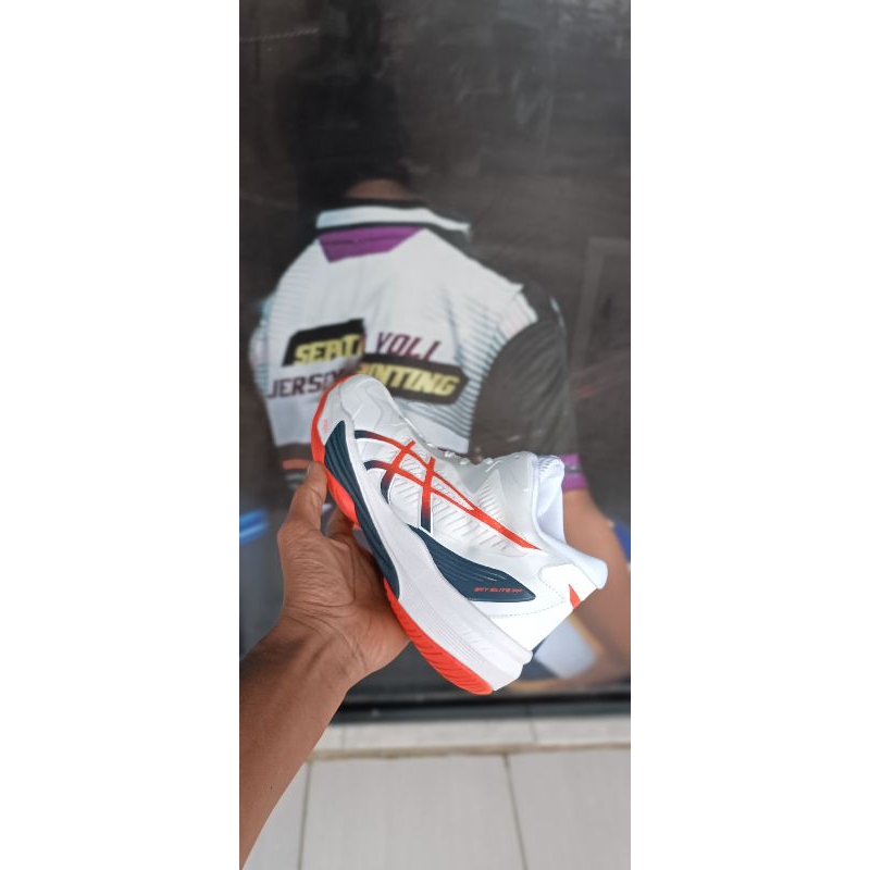 Sepatu asic sky elite ff