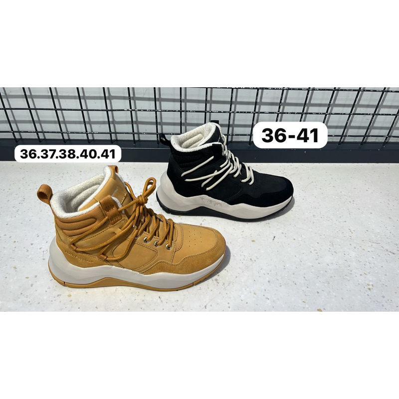 sepatu sneakers boot wanita brand Hush puppies tag 1.799.000 original store