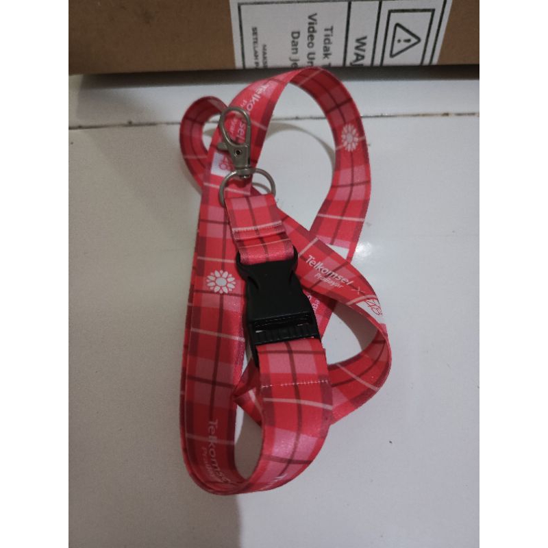

Lanyard Telkomsel x jkt48