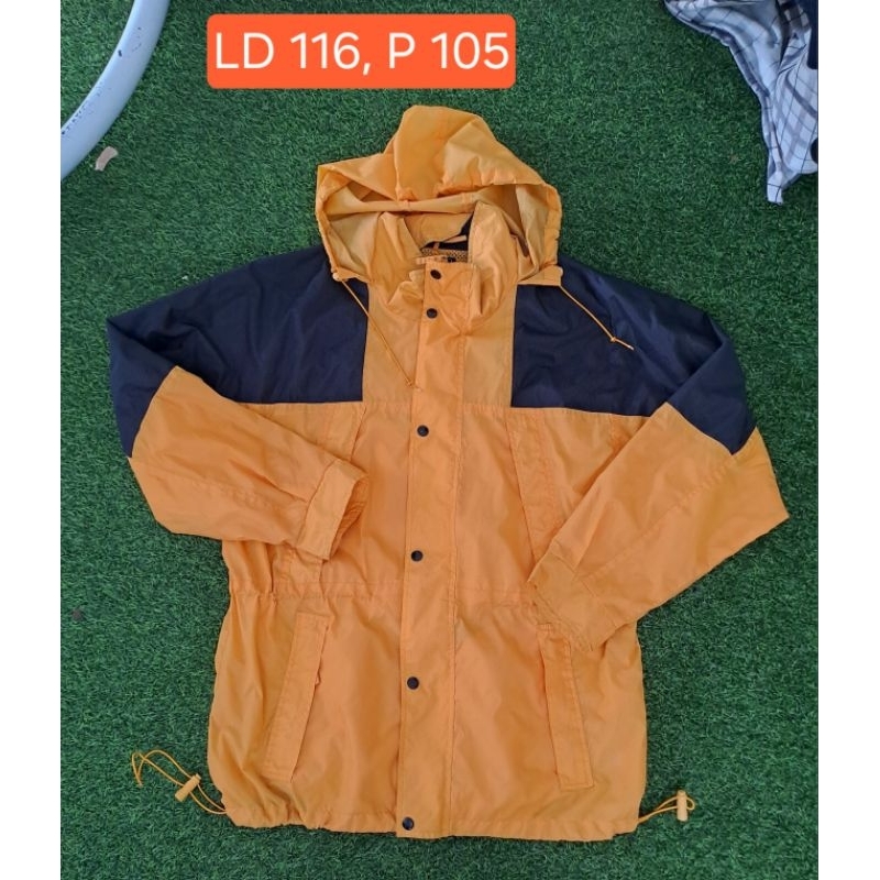 jaket running second