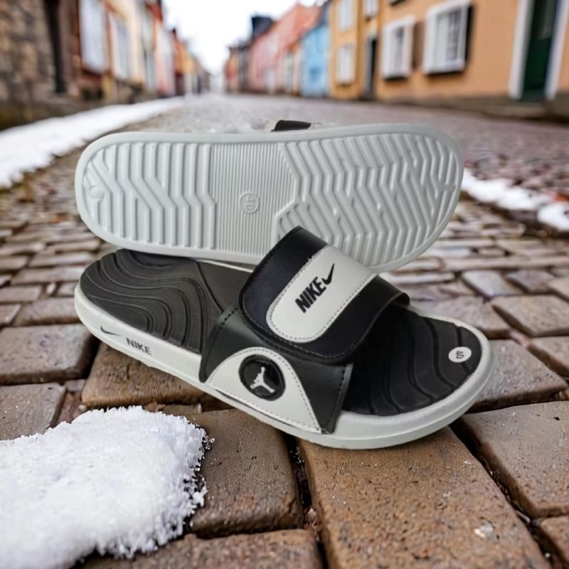 Sandal Slip On Slide Pria Distro Terbaru Nike Checkerboard Hitam / Putih Slop / Sandal Slide Pria