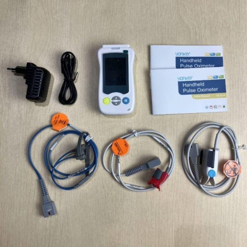 HANDHELD PULSE OXIMETER YONKER YK 820 B / Pulse Oxymeter Yonker Dewasa Anak Bayi