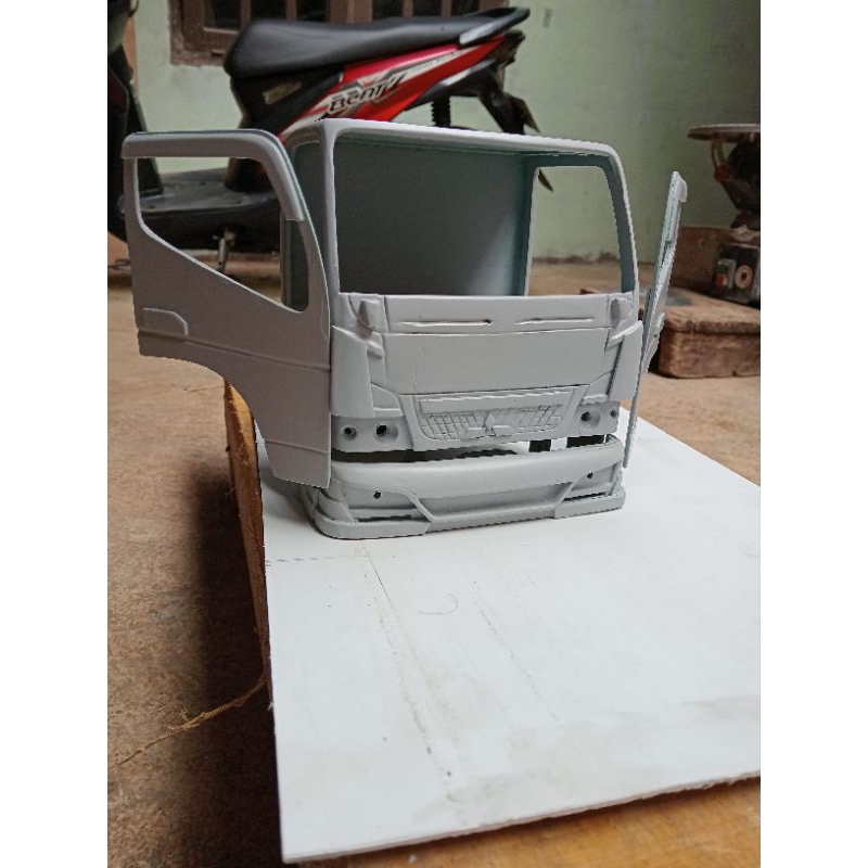 KABIN MINIATUR TRUK OLENG CANTER