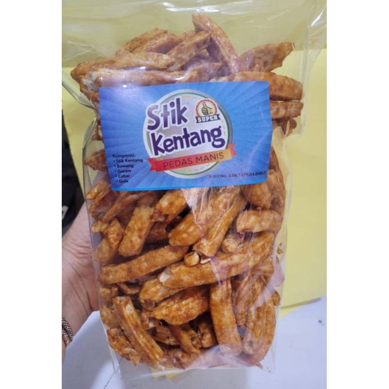 

snack stik kentang rasa pedas manis super