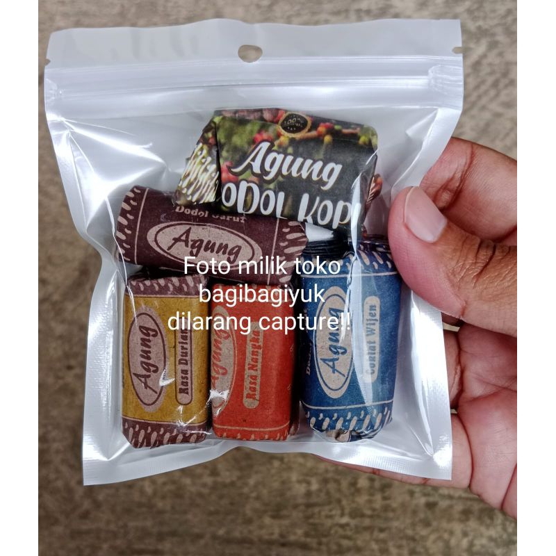 

Hampers /Gift /Souvenir Dodol batik aneka rasa asli garut kemasan mini cocok untuk oleh oleh dengan harga terjangkau