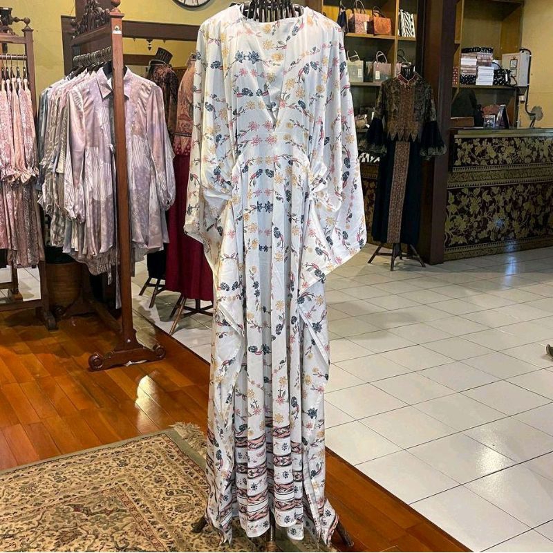 Ivory Dress DP Studio by Dian Pelangi LIMITED EDITION Busana Muslim Maxi Gamis Abaya Kaftan Gaun Out