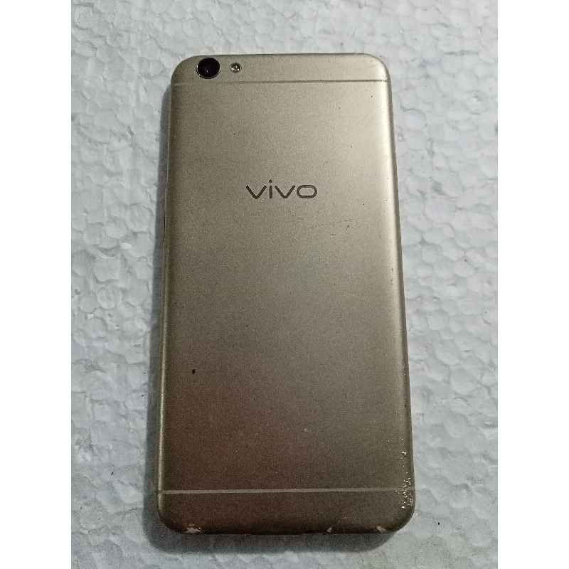 mesin hp Vivo V5 1601 RAM 4/32 mesin hidup normal bonus kesing tidak ada batrei