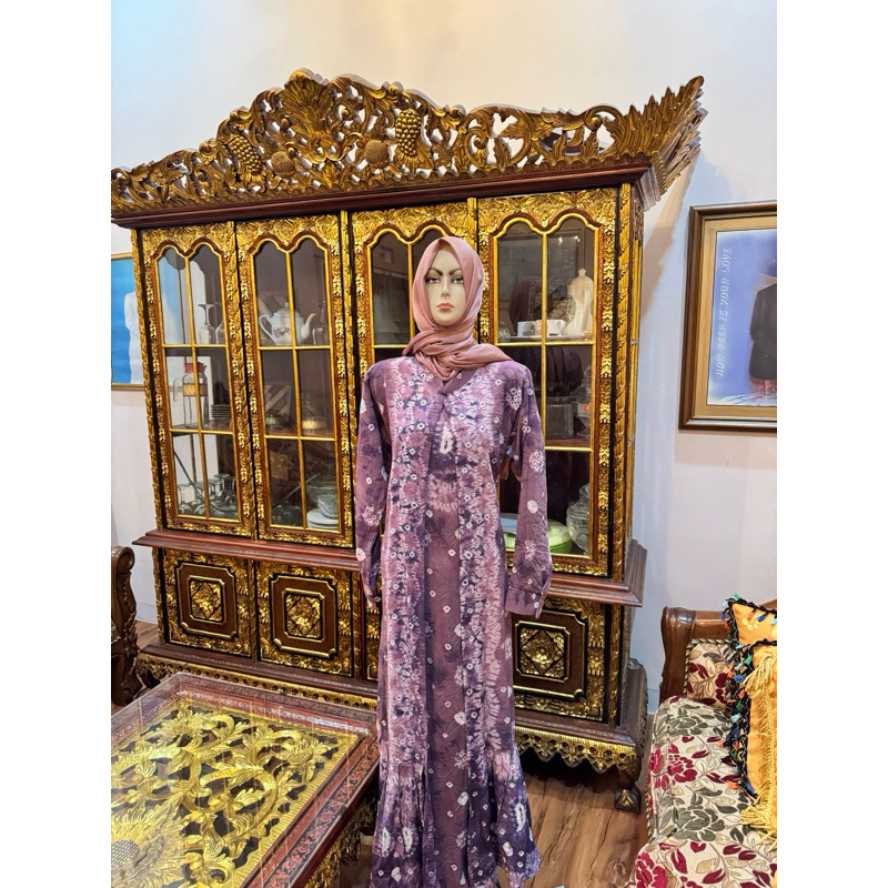 Baju Gamis Wanita Desain Belah Tengah Jumputan Khas Palembang