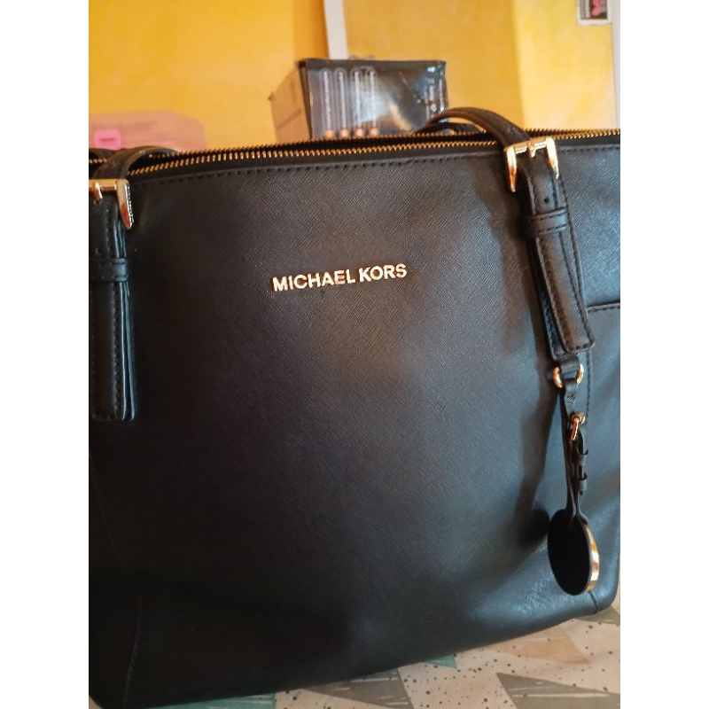 PRELOVED MK JET SET LARGE