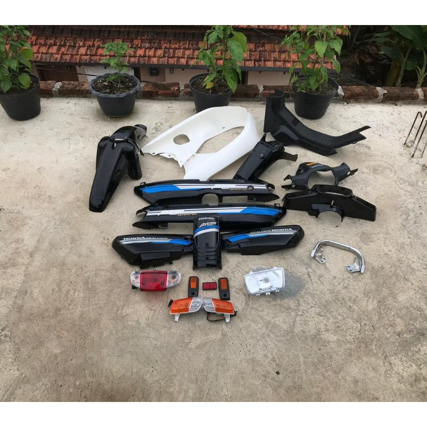 Cover Body Full Set Honda Astrea Grand Bulus Biru Silver Body Grand Bulus Fullset Body Astrea Grand 