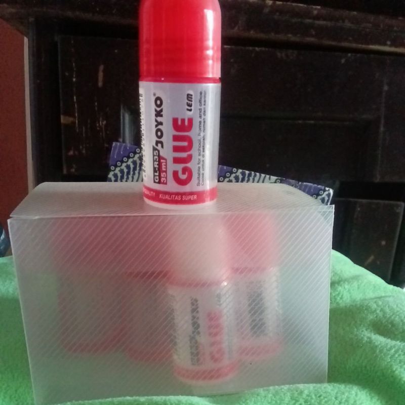 

lem joyko glue