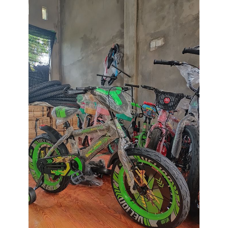 Sepeda bmx ring 16 inchi ban besar,mrek velion (warna hijau)