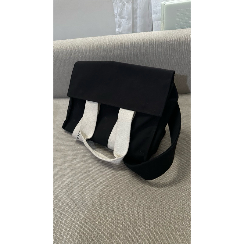 Marhen J Roy Black Second Original