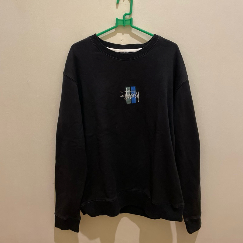 preloved sweetshirt stuss* not ori