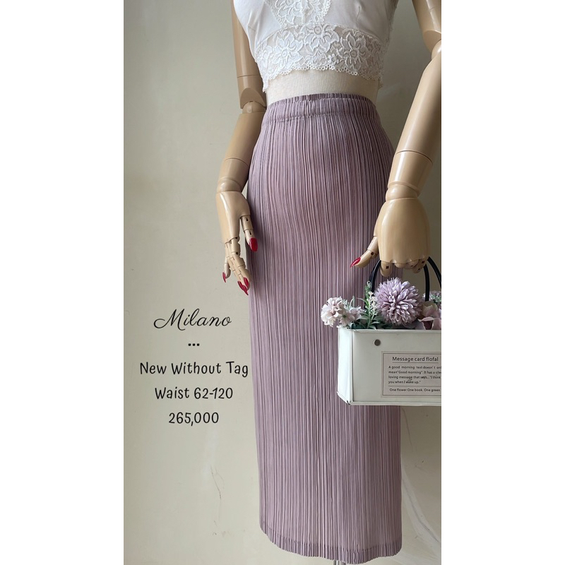 Rok midi skirt pleated plisket milo milano original premium baru new jual rugi preloved pribadi mura