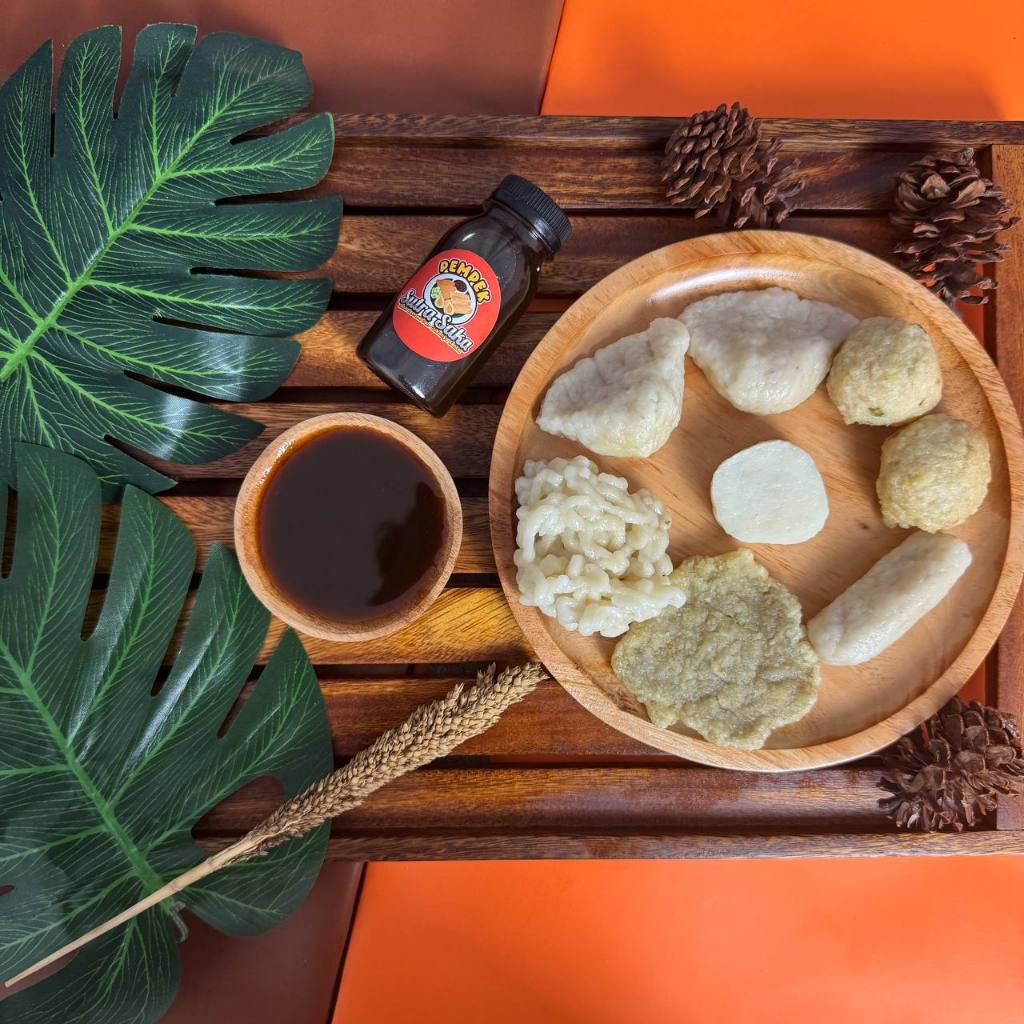 

Paket Coba2 Isi 8 Pcs Pempek Campur | Pempek Sutra Saka